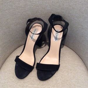 Women's size 9 Steve Madden Heels
